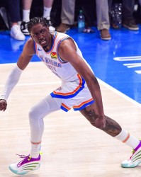 杰伦·威廉姆斯成NBA总决赛单场砍下40+出场时间最少的球员