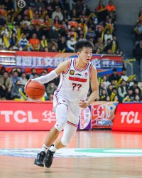开云体育下载-成都的王！广东男篮更新国内球员注册名单：黄荣奇不在列