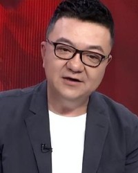 名嘴董路盛赞李铁最懂中国足球该怎么踢，超过所有外国主帅，引发热议