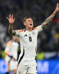 开云官网-克罗斯：开门红助长信心 之后的对手比苏格兰强