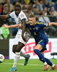 开云体育下载-防线屏障！乌帕梅卡诺在场时法国零封纪录已达500分钟