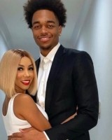 开云体育app-华盛顿前妻：运动员像被宠坏的孩子 学生时边做作业边被吃吧